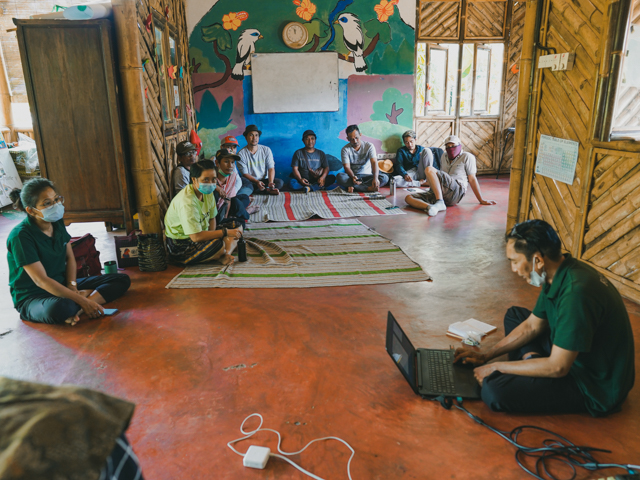 Begawan Team discuss about Bali Starling Foster Parent Project with local community